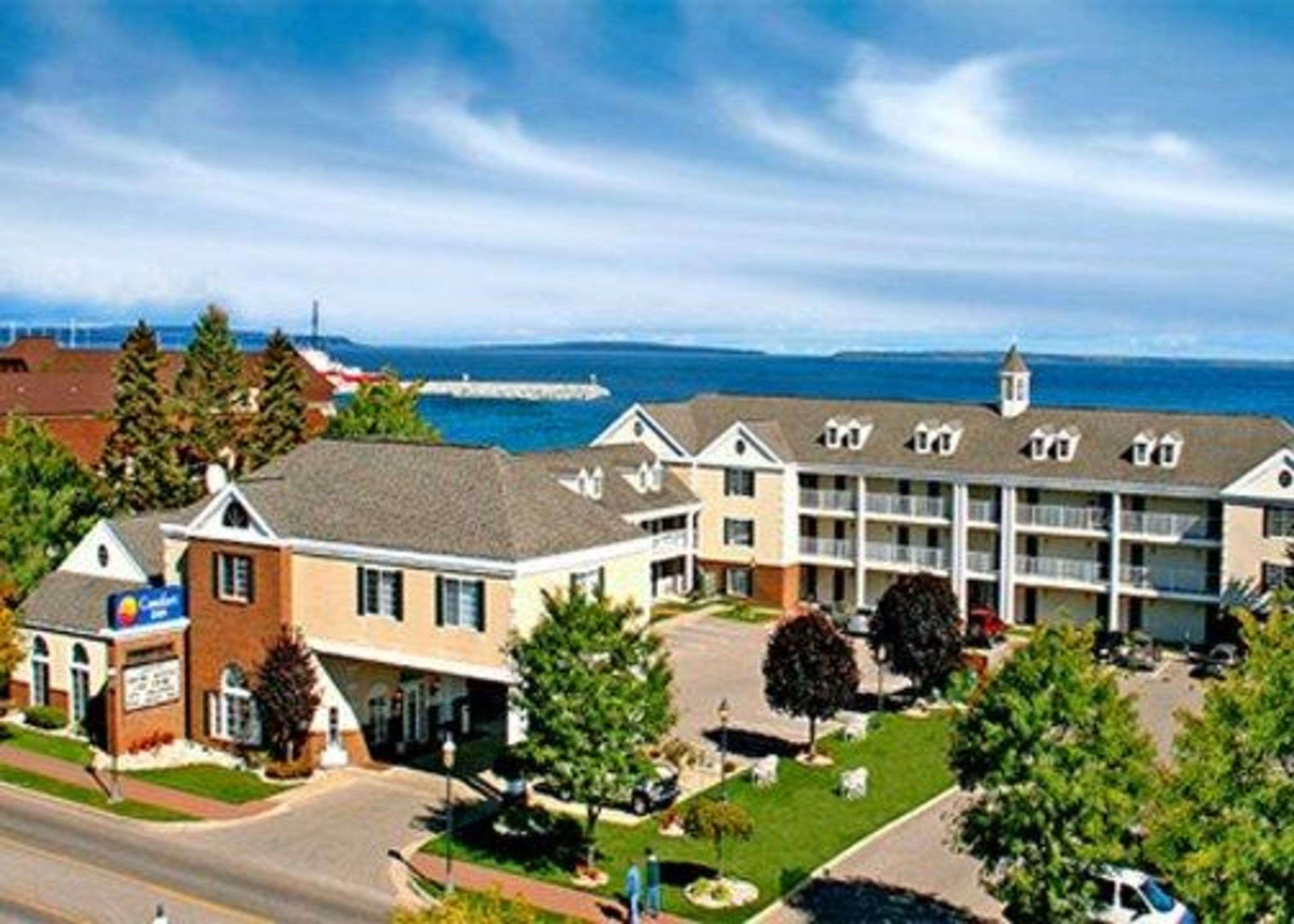Comfort Inn Lakeside Mackinaw City Exteriér fotografie